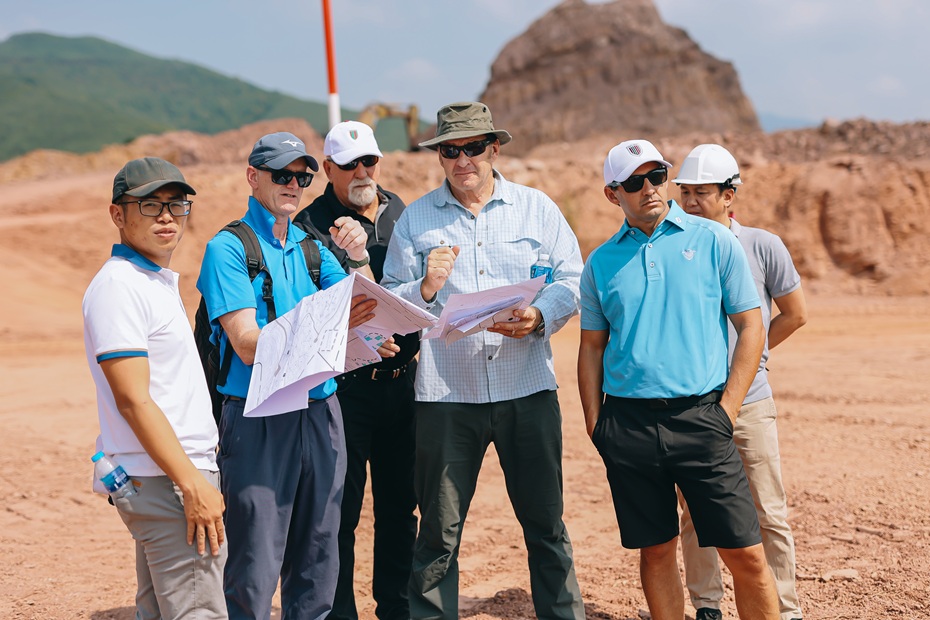 Breiti's tweet photo. In my interview, Nick Faldo expressed his insights and advice regarding golf course development and construction. Discover his perspectives! https://t.co/6tl5nGs1t9 β³π€ππ― #faldodesign #golfarchitecture #golfcourse #golfcoursedevelopment #golfindustry #golfbusinessmonitor https://t.co/EJocd1P8pP