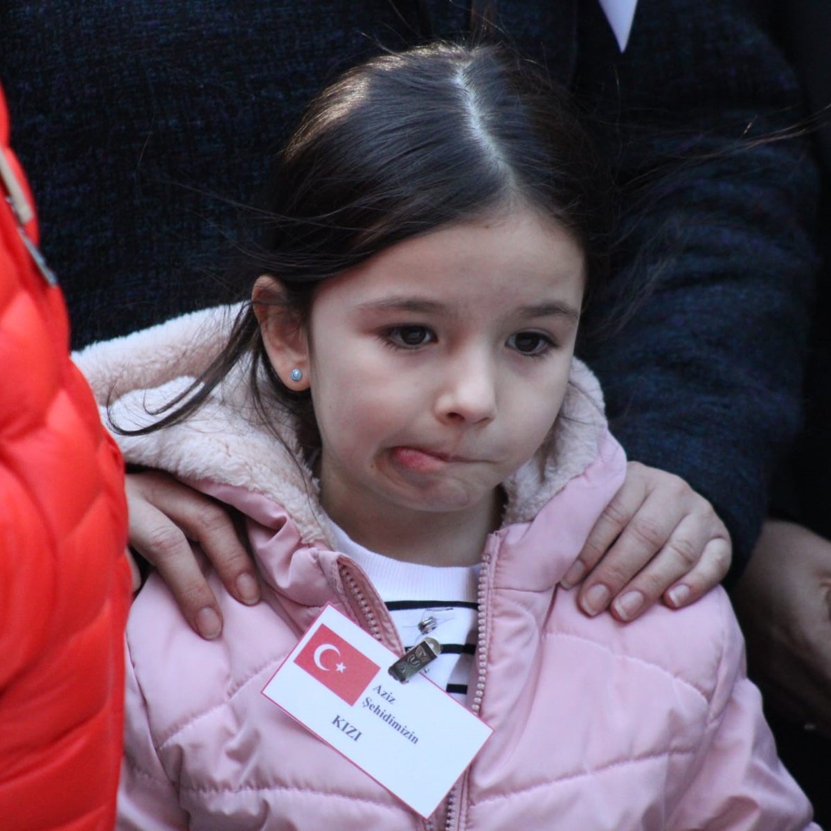 Evlilik yıl dönümünde şehit olan Piyade Komando Binbaşı Murat Kemal Yetişen'in cenaze töreni, kızının doğum gününde yapıldı.