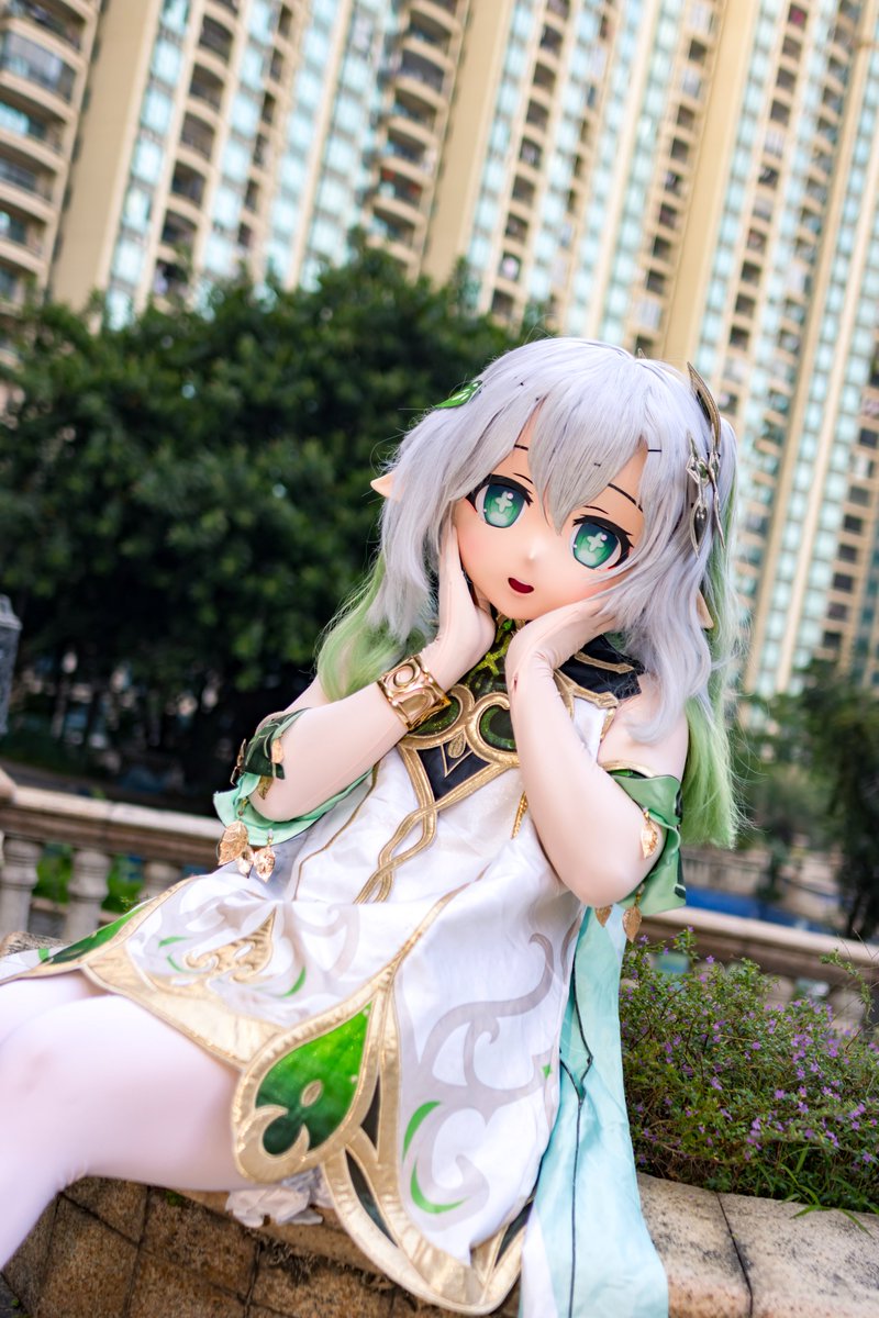 把你的手给我吧，我们就这样一起默默地想心事~
#着ぐるみ #kigurumi #GenshinImapact #原神 #纳西妲 #Nahida