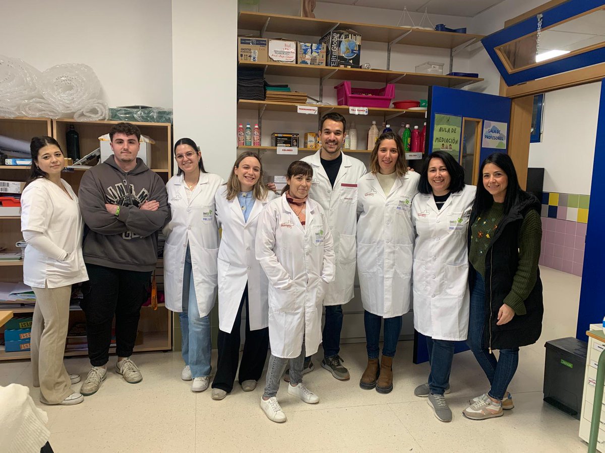 Commemorating the Day of the Girl Child and Science at CES Vega Media.
OCAILab reaffirms its commitment to scientific dissemination and the promotion of equal opportunities in the scientific. It also publicises its INFLANEMIA, NANEMIAR and Séneca Foundation projects.