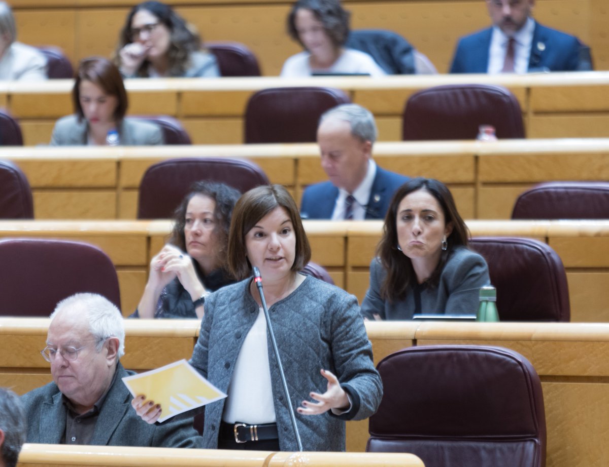 ERCPirineu's tweet image. 🗞️La senadora @sarabailac pregunta a la Ministra de Transició Ecològica si respectarà l’informe desfavorable de @gencat sobre la MAT del #Pallars❓

🗣️ També ha preguntat quan netejaran la llera de la #Garona, sense cap manteniment des de 2013‼️

➕INFO: locals.esquerra.cat/altpirineu/art…