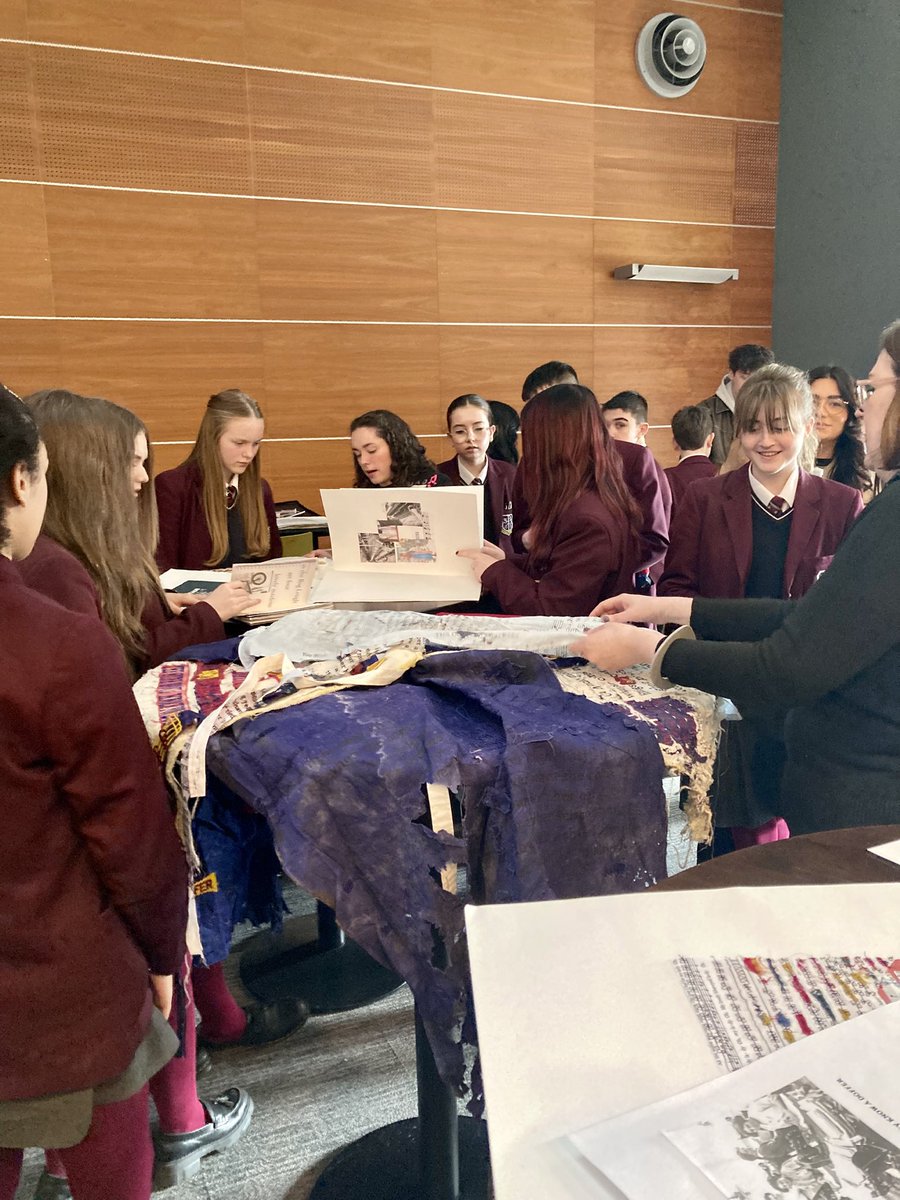 Flexible Education (@ulsterflexed) on Twitter photo #EducationalPartnership colleagues and students in residence from <a href="/BelfastSchArt/">Belfast School of Art</a> share pathways to <a href="/StudyAtUlster/">Study At Ulster</a> and their experiences of Textile Art Design and Fashion degree with <a href="/rfitzdesign/">Rachel Fitzpatrick</a> at <a href="/LinenMillStudio/">Linen Mill Studios</a> #EducationalPartnership colleagues and students in residence from <a href="/BelfastSchArt/">Belfast School of Art</a> share pathways to <a href="/StudyAtUlster/">Study At Ulster</a> and their experiences of Textile Art Design and Fashion degree with <a href="/rfitzdesign/">Rachel Fitzpatrick</a> at <a href="/LinenMillStudio/">Linen Mill Studios</a>