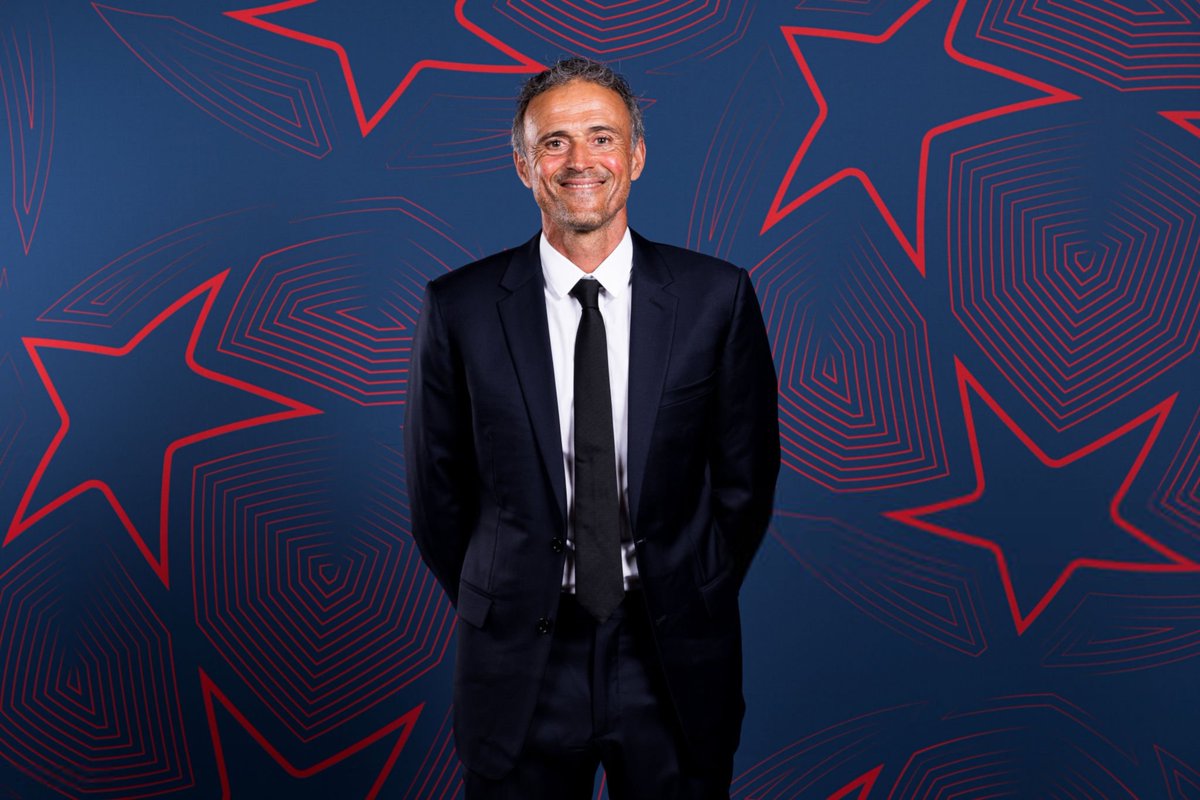 🚨 𝗟𝗘 𝗣𝗦𝗚 𝗔𝗡𝗡𝗢𝗡𝗖𝗘𝗥𝗔 𝗔𝗨𝗝𝗢𝗨𝗥𝗗'𝗛𝗨𝗜 𝗟𝗔 𝗣𝗥𝗢𝗟𝗢𝗡𝗚𝗔𝗧𝗜𝗢𝗡 𝗗𝗘 𝗖𝗢𝗡𝗧𝗥𝗔𝗧 𝗗𝗘 𝗟𝗨𝗜𝗦 𝗘𝗡𝗥𝗜𝗤𝗨𝗘 ! ❤️💙👔

🗞️ <a href="/RMCsport/">RMC Sport</a> <a href="/FabriceHawkins/">Fabrice Hawkins</a>