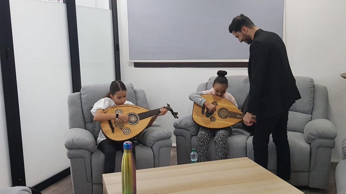 EihabAbdin's tweet photo. Had the pleasure of being interviewed by EFIR Radio &amp; leading music workshops for the students!
Introduced the Oriental music &amp; the beauty of the Oud, their excitement was inspiring
كان من دواعي سروري أن أجري مقابلة مع راديو المدرسة الفرنسية    وأقوم بعمل ورش موسيقية للطلاب https://t.co/799i3KuZCB