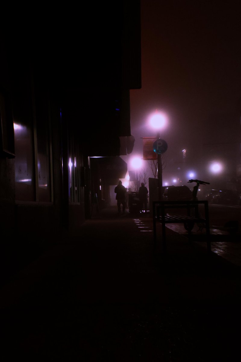 Ihatelogan tweet media