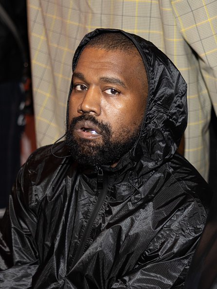 rapoutcontext's tweet image. "Eu sou nazi/ eu amo hitler/ Eu sou racista/ Foda-se o Virgil"
โ Kanye West hoje em seu X.
que que aconteceu com esse cara?
