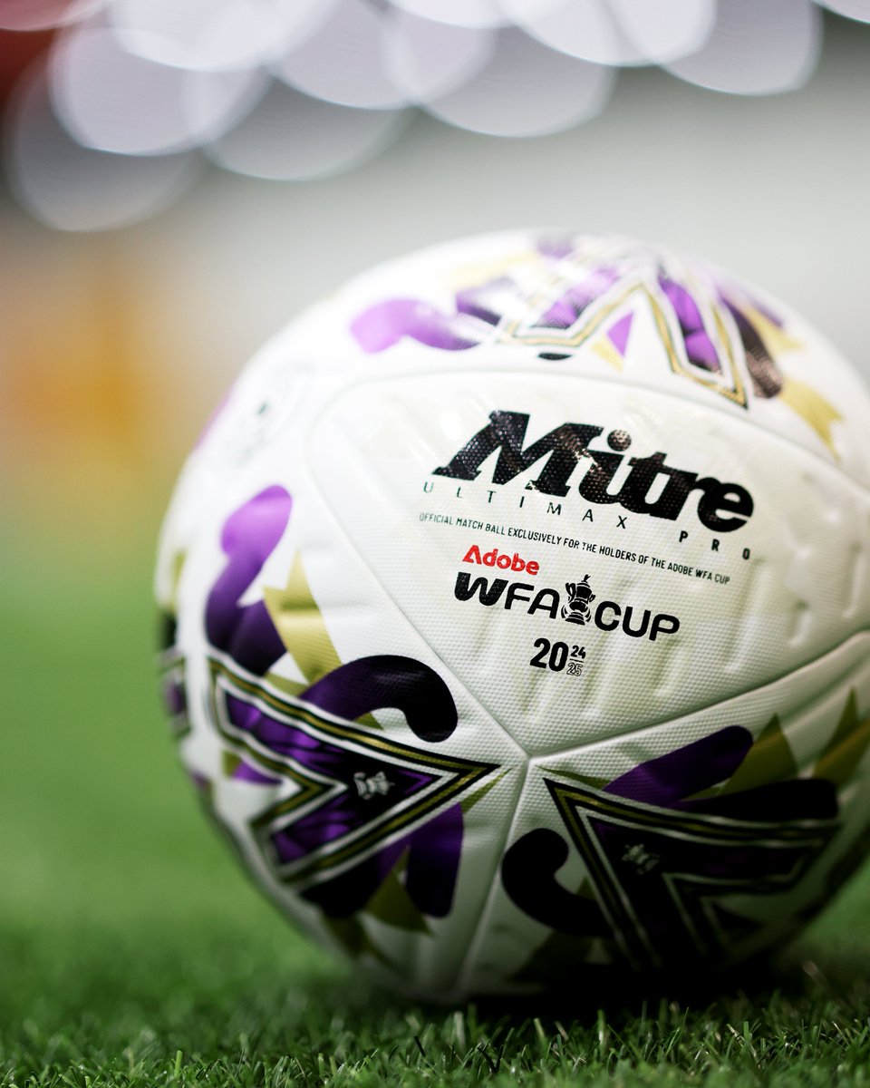 WolvesWomen's tweet photo. A special ball for a special occasion ⚽️ https://t.co/fLwF8AjxxN