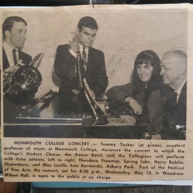 With a heavy heart, I want to let our friends and family know that our beloved mother, Lucille Ann Petillo, passed away peacefully 2/4/25. Pray for us all. 
ftl-funeralhome.com/obituaries/Luc…