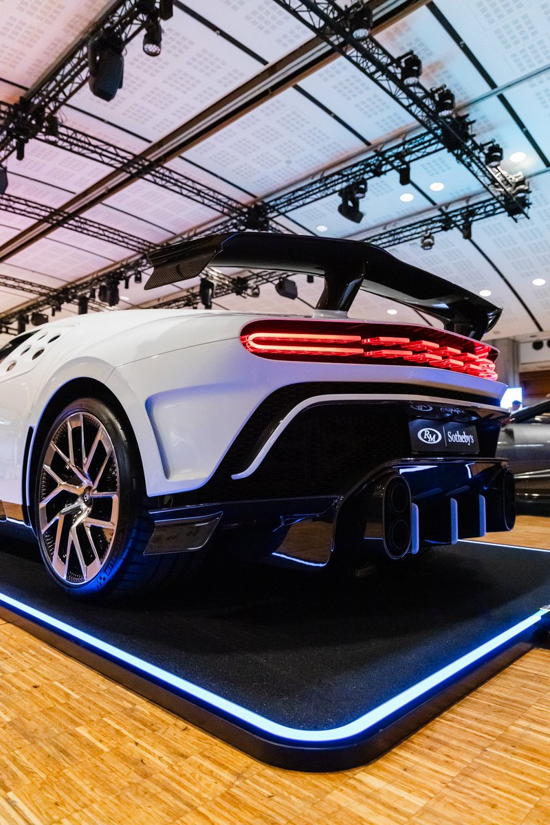 aka_valou's tweet photo. 🇫🇷BUGATTI CENTODIECI ✨ https://t.co/K4U7mwq084