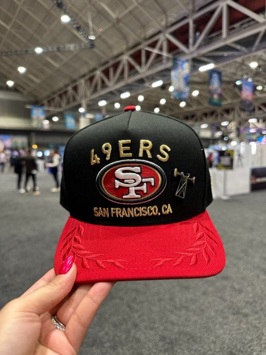 Breaking: This is the #49ers 2025 NFL DRAFT HAT 

I think it looks amazing!! Your thoughts? 👀
📸: <a href="/MBFantasyLife/">Fantasy Life</a> #FTTB #Niners