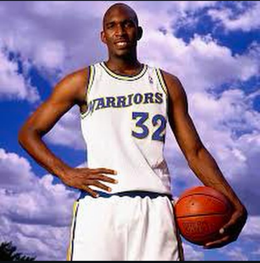 We've got 1995's #1 pick in the #NBA Draft, Joe Smith, on the show today to discuss the NBA Trade Deadline and more!

Hear from Joe at 3:30 before a full Super Bowl preview in hour two!