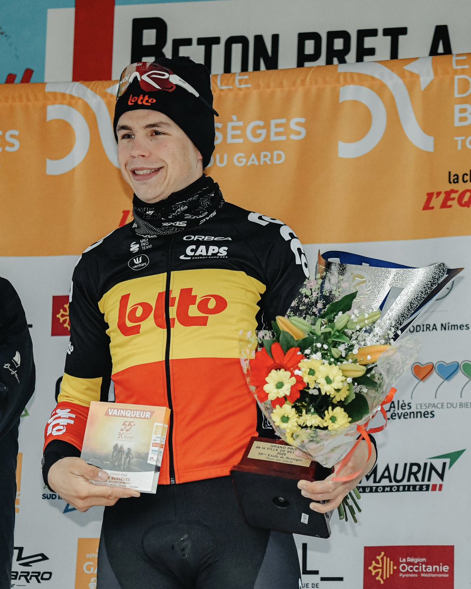 lottocycling_'s tweet photo. What a race today... First victory of the season for Arnaud De Lie in Bessèges! ☄️

Pictures: PhotoNews https://t.co/7wTJihNqqy