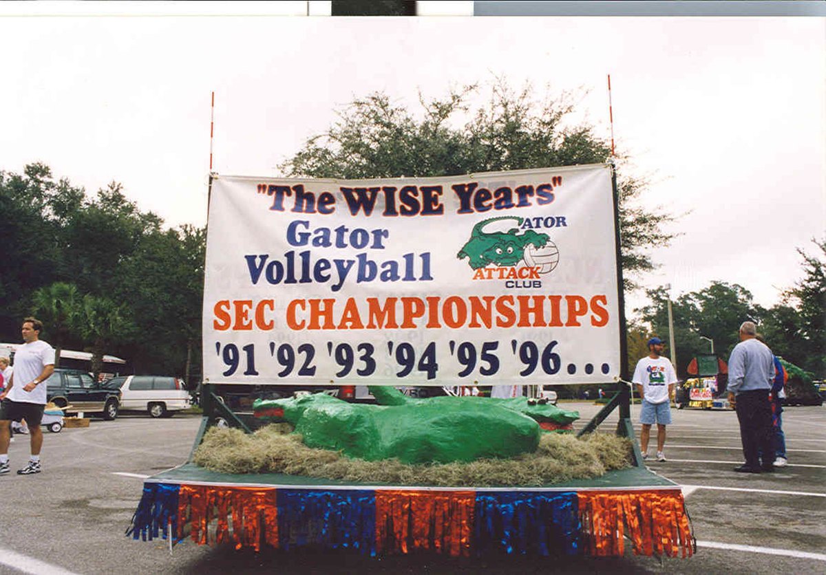 GatorsVB's tweet photo. Once a Gator, always a Gator🧡🐊💙

A career to remember, a legacy that lasts. 

Gator Forever.

#GoGators | #GatorAlways https://t.co/pp1lzXTpHs