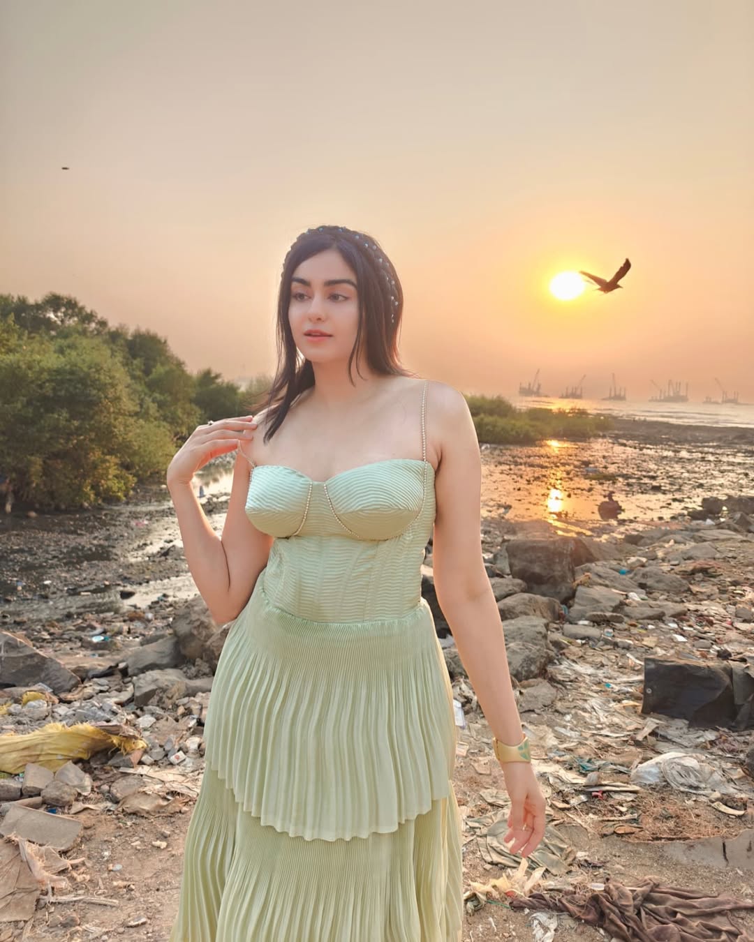 GjM3ErtWgAAlNvb?format=jpg&name=large