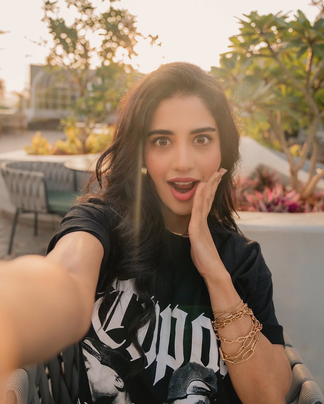 GjM42a3XYAEGp5d?format=jpg&name=large