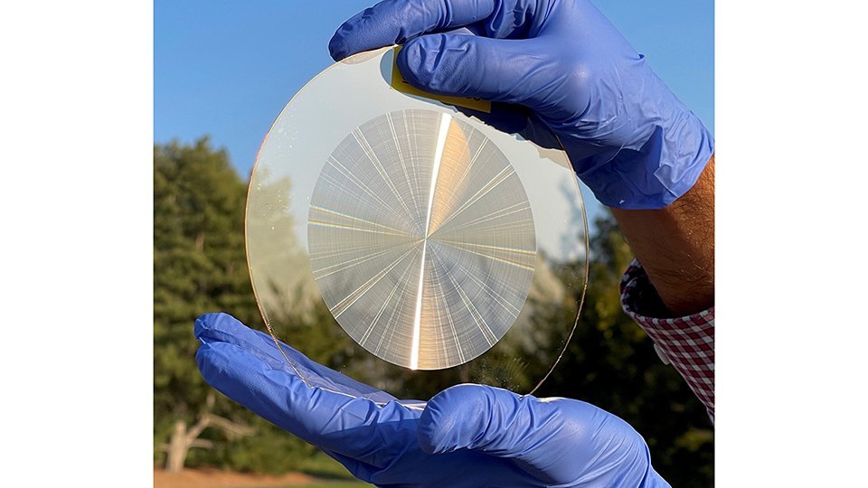 jwt0625's tweet image. 100 mm diameter, 2.4  μm thick multilevel diffractive lens (MDL), focal length 200 mm, optimized for the visible wavelength range, achieving achromatic focusing with inverse design and grayscale lithography.
They have a company called Oblate Optics, found I&apos;ve checked out their…