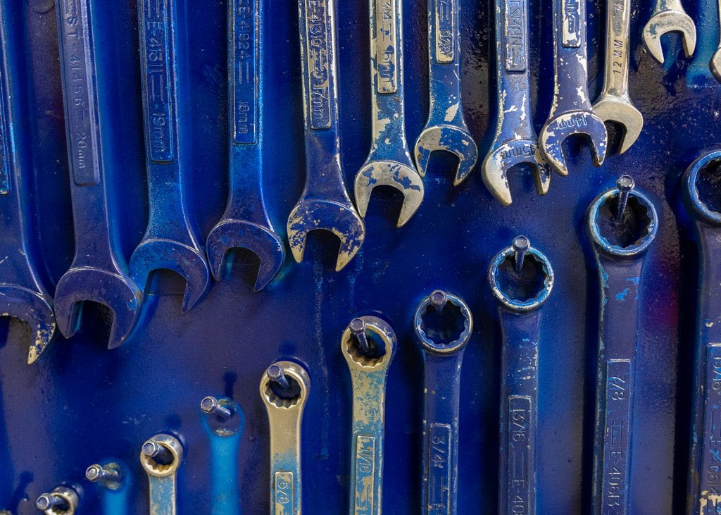 reallyarjay's tweet image. Photography Zen: cropping is when an image changes from a picture to a photograph.