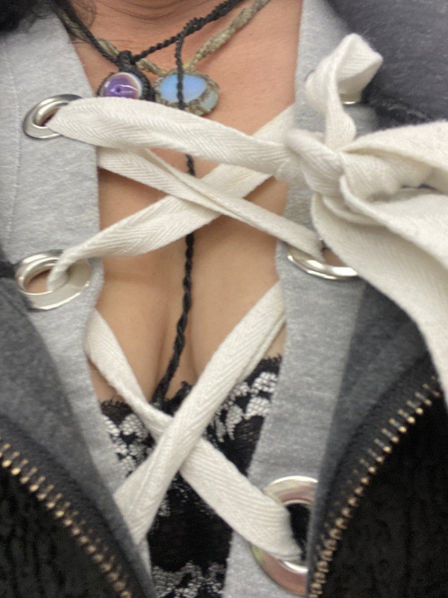 BayleeShot's tweet photo. Do you feel those.. 

Giggles
The spirit shifts

I did just last night! 

Feeling those with
@WG6Canada @IndysOnly @SPDIRcc @WomensBestMag @CourtesanCanada @XXXWorkers @CanadaCompanio2 @ccc_companions 

And a few more genuine followers including @CafNotaclue - thank you confusingly 😇