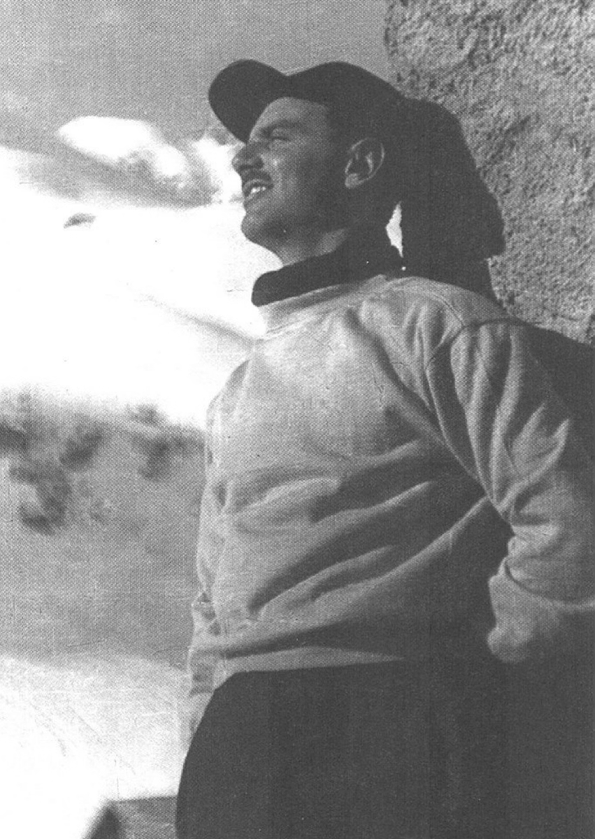 ANPIRomaPosti's tweet photo. Architetto e capitano d’artiglieria, #FilippoBeltrami, dopo l’#8settembre 1943 comandò una formazione partigiana nella zona di #Quarna, in #ValleStrona.
Cadde contro i nazifascisti il #13febbraio 1944 a #Megolo (#Novara), insieme ad altri dodici #patrioti. Aveva 36 anni. https://t.co/NgfnwBjnSF