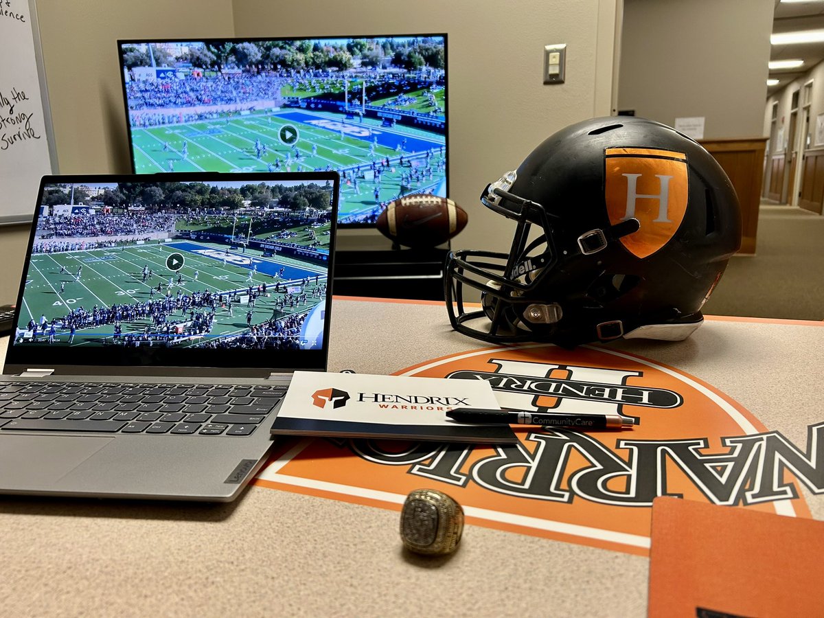 Russ and Heidi Phillips🏈 tweet media