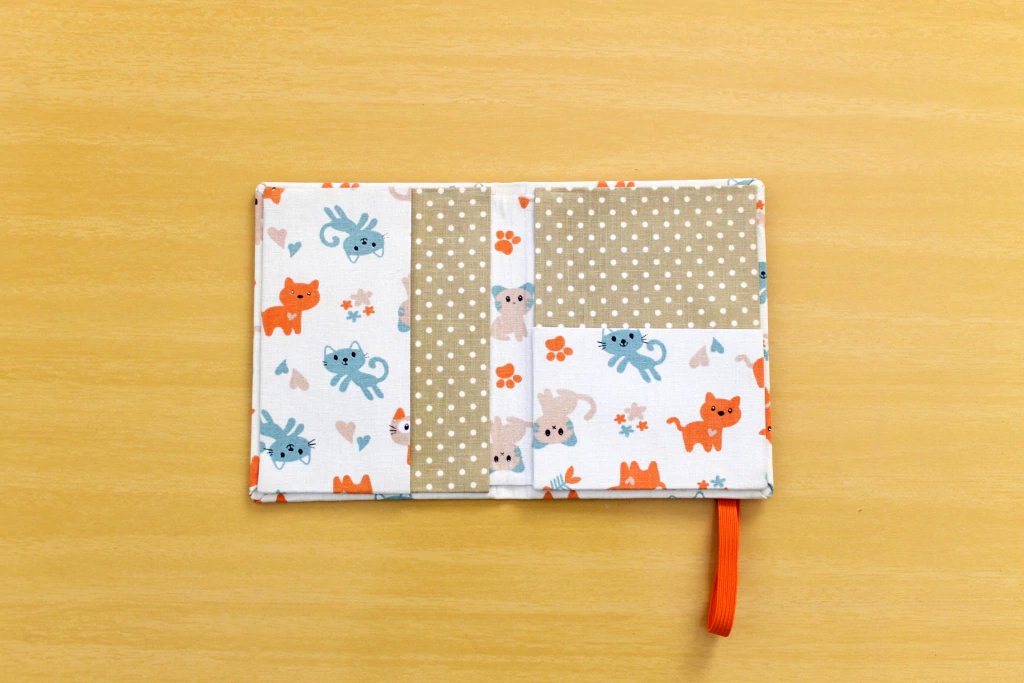 BellaMiaAtelie's tweet image. #PresentesCriativos✨
▪️ 𝙿𝚛𝚘𝚗𝚝𝚊 𝙴𝚗𝚝𝚛𝚎𝚐𝚊 ▪️ 𝙿𝚛𝚘𝚍𝚞𝚝𝚘 𝙴𝚡𝚌𝚕𝚞𝚜𝚒𝚟𝚘
Acessório para levar tudo que você precisa! 💳🪪
𝐏𝐨𝐫𝐭𝐚 𝐃𝐨𝐜𝐮𝐦𝐞𝐧𝐭𝐨𝐬 '𝐆𝐚𝐭𝐢𝐧𝐡𝐨𝐬' 🐱💙
bellamiaatelie.com.br/produtos/porta…
#portadocumentos #carteira #feitoàmão #feitocomamor