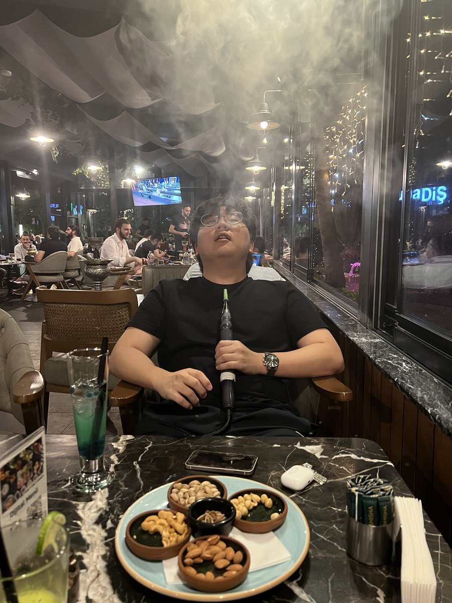 Bir oyunu kazandıktan sonra nargile oynamak cennettir.