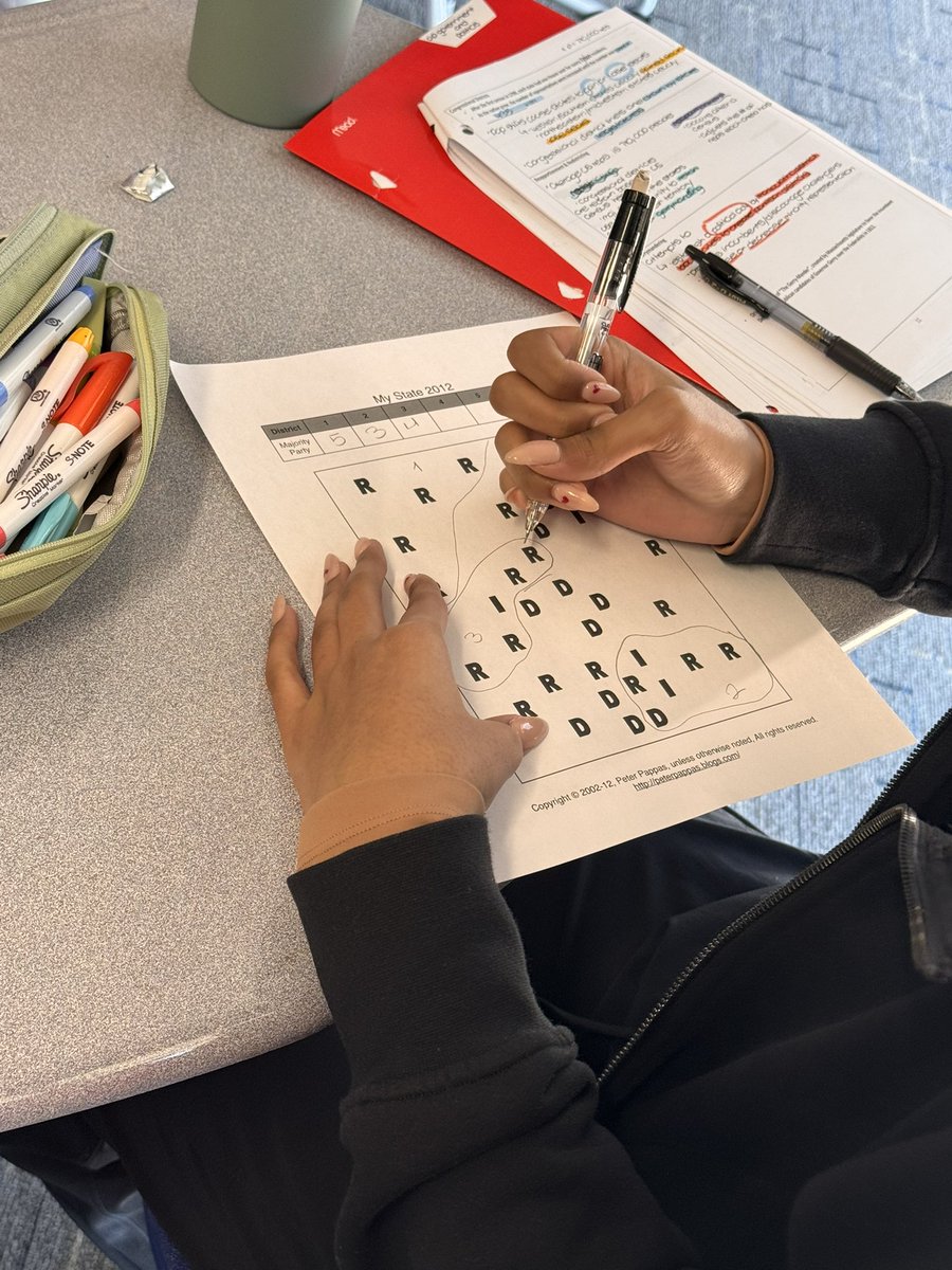cassi_buys's tweet photo. Gerrymandering in AP Gov is one of my favorite days! Nothing like creative map-making! 🖊️ 🗺️ https://t.co/malwBtn1vQ