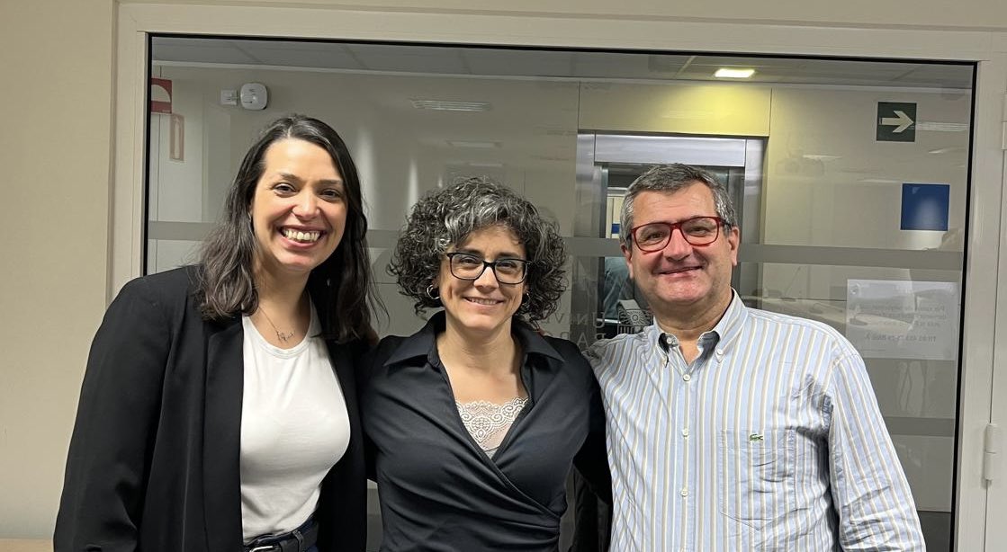 Ahir, amb les companyes de <a href="/f_raices/">FUNDACIÓN RAÍCES</a>, treballant per millorar els sistemes de protecció i reforma dels menors. <a href="/UniBarcelona/">Universitat de Barcelona</a> 

#DretsPerTothom #Infància #NovesVies