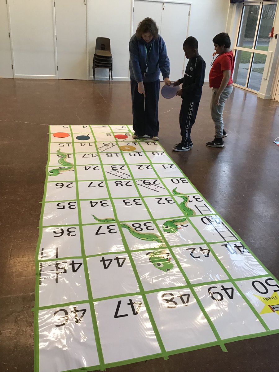 OaklandsSchool_'s tweet photo. 🐿️Numbers Day is lots of fun! @numberblocks #numberfun #maths @NCETM @EducEndowFoundn #SEND #autistic #teach 😀 https://t.co/6XepnPgna4