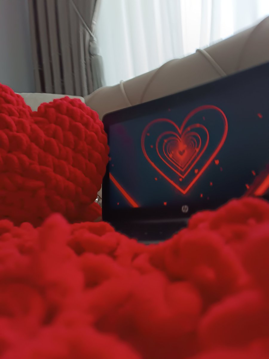 Sevgililer gününde sana almasını istediğin kişiye gönder instagram.com/reel/DFxclqGiH…
