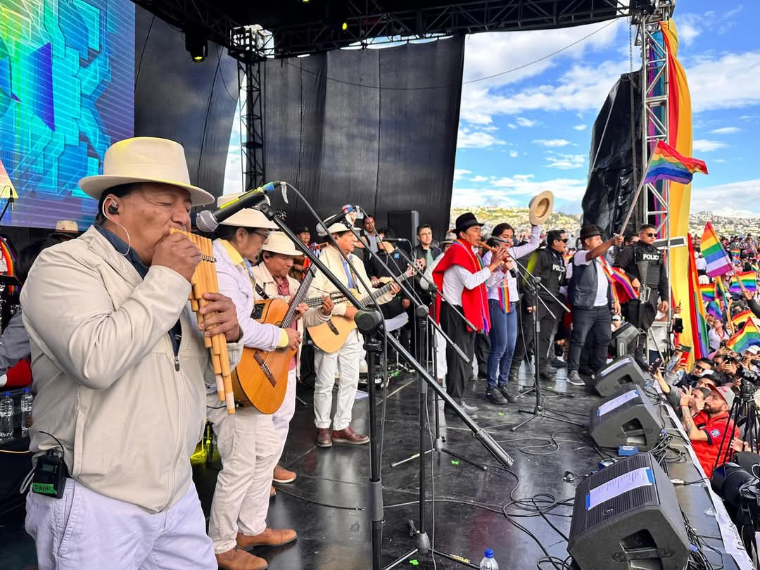 PAKKIRU (@pakkiru_org) on Twitter photo Masiva concentración, cierre te campaña de <a href="/LeonidasIzaEc/">Leonidas Iza Salazar</a>.
Juntos por el Ecuador que soñamos.
#EleccionesEcuador2025 #leonidasizapresidente Masiva concentración, cierre te campaña de <a href="/LeonidasIzaEc/">Leonidas Iza Salazar</a>.
Juntos por el Ecuador que soñamos.
#EleccionesEcuador2025 #leonidasizapresidente
