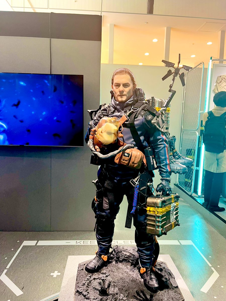 japonyagunluk's tweet photo. What a cool exhibit! The game created by Hideo Kojima, Death Stranding 5th Anniversary Exhibition &amp; Popup  Shinsaibashi PARCO, Osaka, Japan @HIDEO_KOJIMA_EN @Kojima_Hideo @wwwbigbaldhead #DeathStranding https://t.co/lFy8BHnyq3