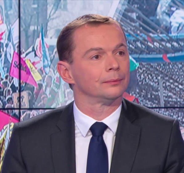 Brèves de presse tweet media