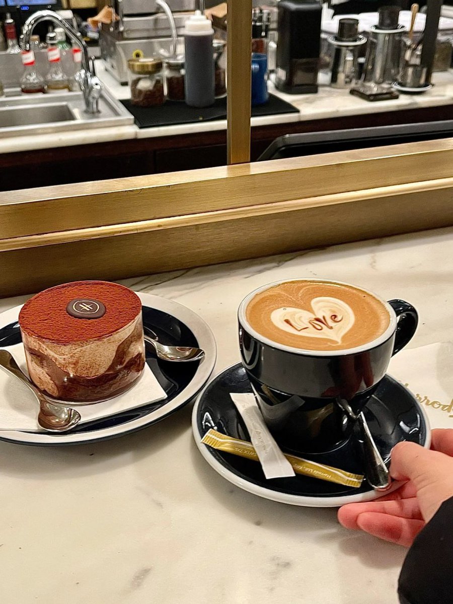 njsph's tweet image. My favorite time of day☕️⏰