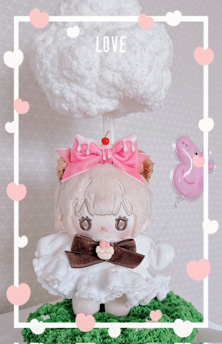 이벤트로 받은 릴리님 헤드템🩷
너무 앙증맞고 귀엽고..🥹
흘러내리는 크림이 너무나 달콤해보여요💕
예쁘게 만들어주셔서 감사합니다🩷