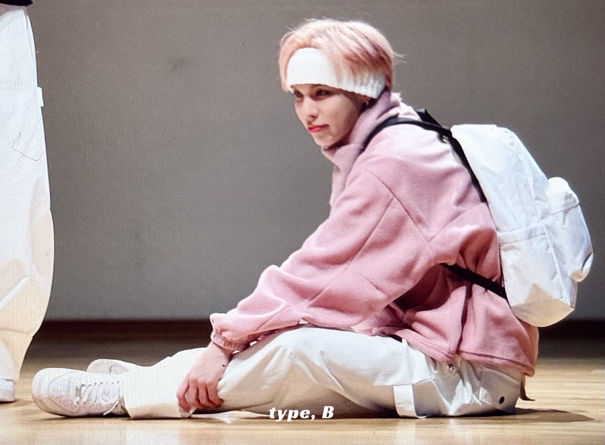 250207 들고 튀어 진짜... 🥹🥹🥹

#BX #병곤 #CIX #이병곤 #BYOUNGGON