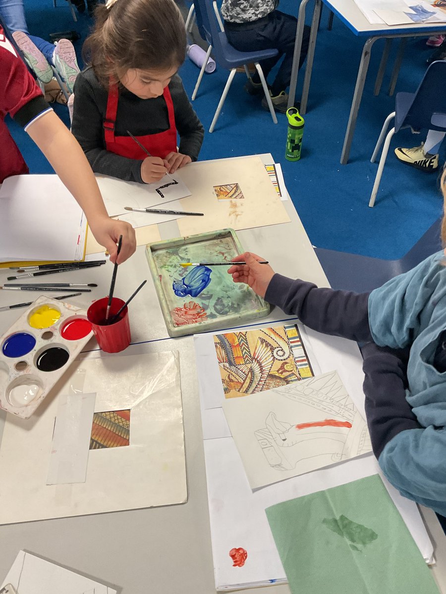 hillsideyr3's tweet photo. Artists at work. https://t.co/YRZtxiw5eJ