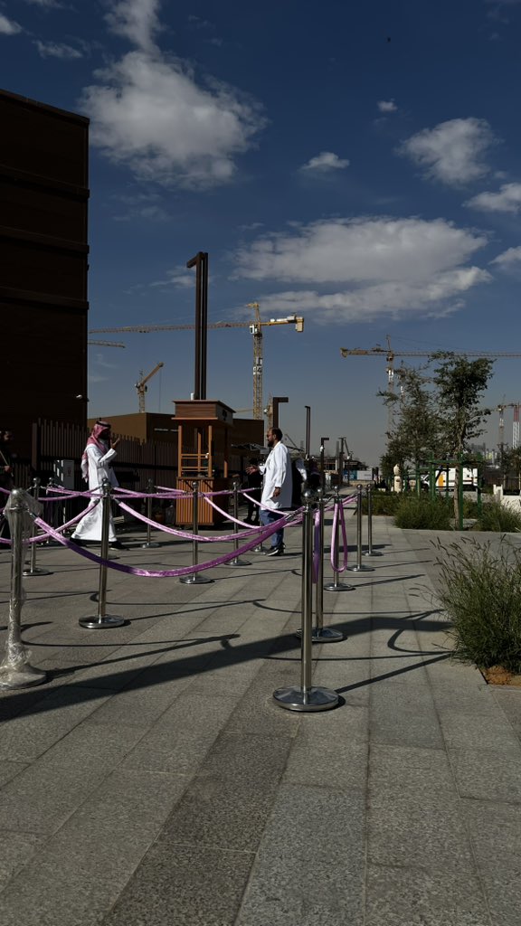 مؤتمر سيفا 2025 هو فرصة رائعة لاستكشاف أحدث الابتكارات في مجال الصيدلة، حيث يجمع بين الخبراء والمختصين لتبادل المعرفة والرؤى المستقبلية. 
شكرا🤍 <a href="/SIPHAproject/">SIPHA</a> 
#ما_وراء_الحلم