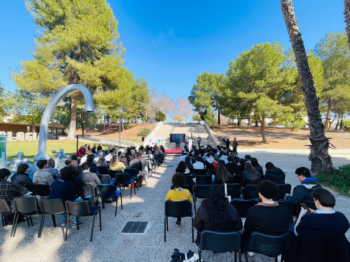 🌱✨ ¡Menudo buen rollo sostenible esta mañana en la presentación del #ODS13 ACCIÓN POR EL CLIMA! 🌍♻️

🙌 Gracias @UMUodsesiones por invitarnos a ser parte de esta iniciativa. Juntos, sumamos por un futuro más verde. 💚🌿

#AguasdeMurcia#accionporelclima#junt@spodemos
