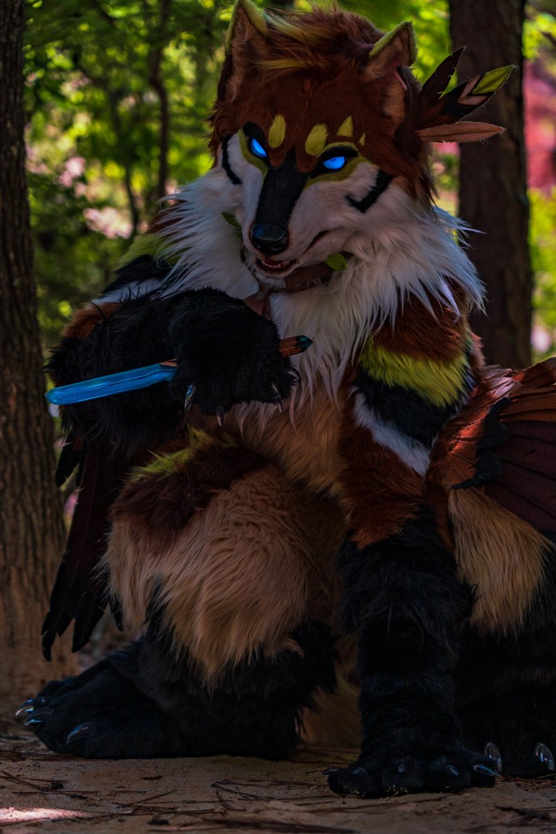 Tracking…

🧵<a href="/BeastFantasia/">Beast Fantasia Studio</a> 
📷<a href="/TalesTigerfox/">Talexis🔜FWA</a> 
#FursuitFriday