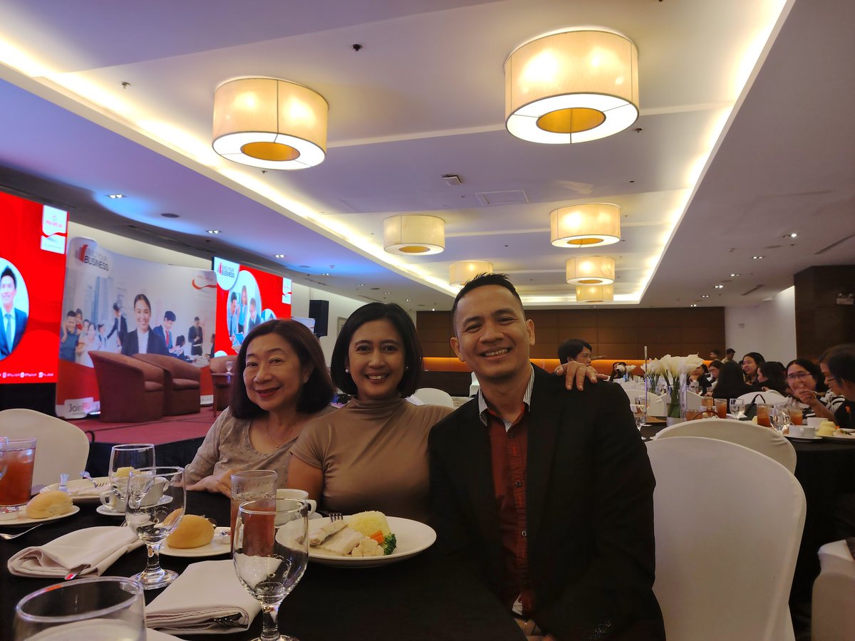 jonnie_cabatbat's tweet image. Last night's BYB at Crowne Plaza Ortigas. Another set of financial advisor aspirants ready to take flight and embark on their journey to success. What a blast.🤩💯

#ManFromThePru
#PRUbinsyanongAdvisor
#JoinPru
#LifeOfAFinancialAdvisor