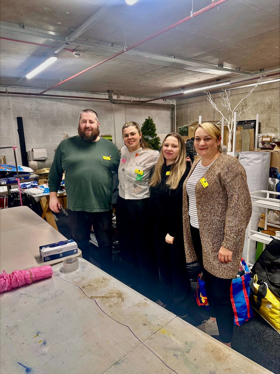 PPWHospice's tweet photo. A huge thanks to the amazing team from @littlescars who came into the hospice this week to help sort donations for sale in our Retail Shops. 
They all did a fantastic job 👏
#volunteering #community #GlasgowsHospice #Letskeeponcaring https://t.co/ygXDOs6tJD