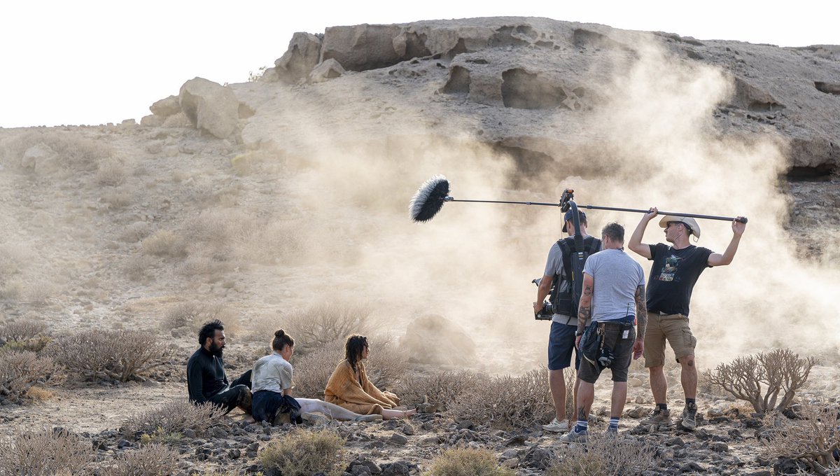 New behind the scenes look at Elizabeth Olsen, Alicia Vikander and Himesh Patel in Fleur Fortuné’s #TheAssessment.
