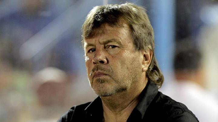 yessilazarteok's tweet photo. #AtleticoTucuman se queda sin entrenador y la CD busca reemplazante.

entre ellos 2 a quién traen?  #decanos https://t.co/jUCMw1IB2B