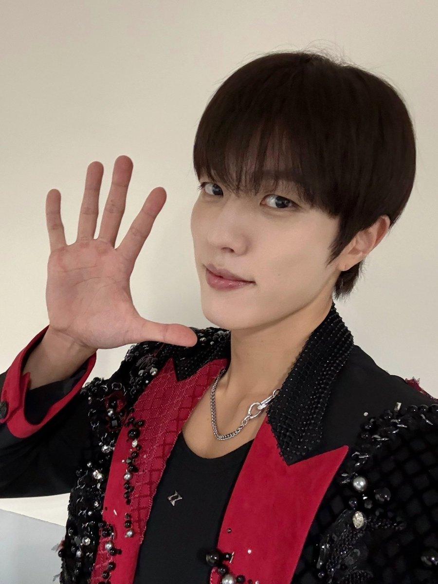 LSY_official_'s tweet photo. ◾INFINITE 15TH ANNIVERSARY   
CONCERT <LIMITED EDITION> IN SINGAPORE

우리들의 행복한 시간🎵
항상 고마워요🥰💛

#이성열 #LEESUNGYEOL
#매니지먼트이상
#management2sang
#15TH_ANNIVERSARY_CONCERT
#LIMITED_EDITION https://t.co/wwbtQI2DoG