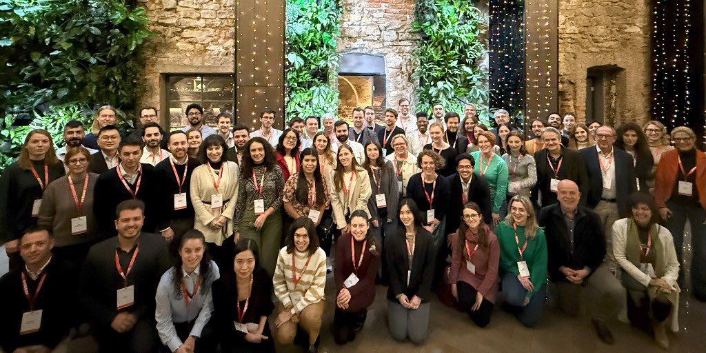 NeuroinmunUC's tweet photo. We are proud of our latest fellow, Dr. Fernando Maldonado, for successfully completing the ECTRIMS Winter School in Latvia! ❄️🇱🇻 A great achievement in his neuroimmunology training. #ECTRIMSWinterSchool #Neuroimmunology #TeamUC @FacMedicinaUC @Fernandomalhig_ https://t.co/1Y3IqRR54T