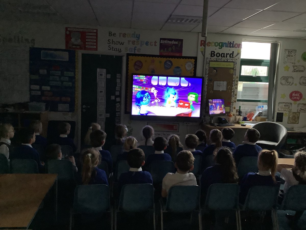 Miss Hampton tweet media