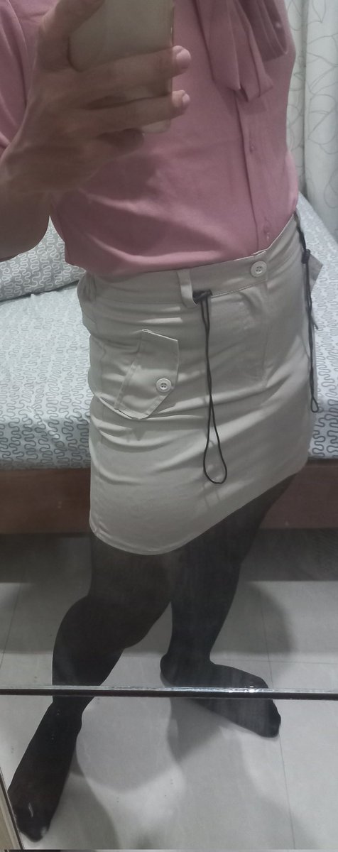 ryanchan2293's tweet photo. Nyobain cargo skirt baru ukuran S, ternyata masih muat. Tapi tegang juga sih.

#crossdresser #crossdresserindonesia #crossdresserindo #cderindo #cderindonesia
#cderbandung #crossdresserbandung
#femboy https://t.co/tfH54rUEGg
