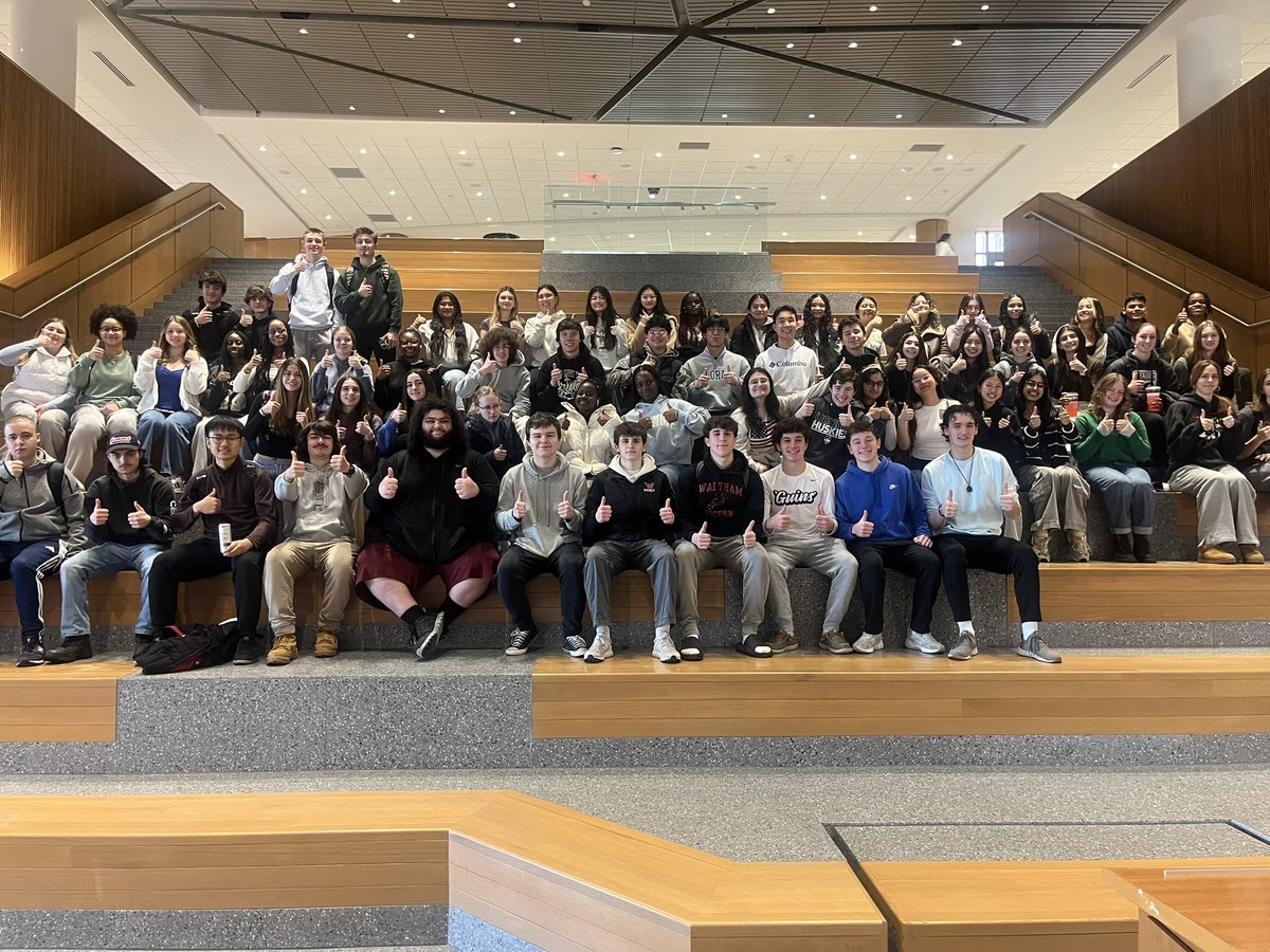 Senior honor roll breakfast was a success this morning. Thanks to the group for sending along Declan a big thumbs up! #whs #declanstrong #thumbsupfordec 👍🫶