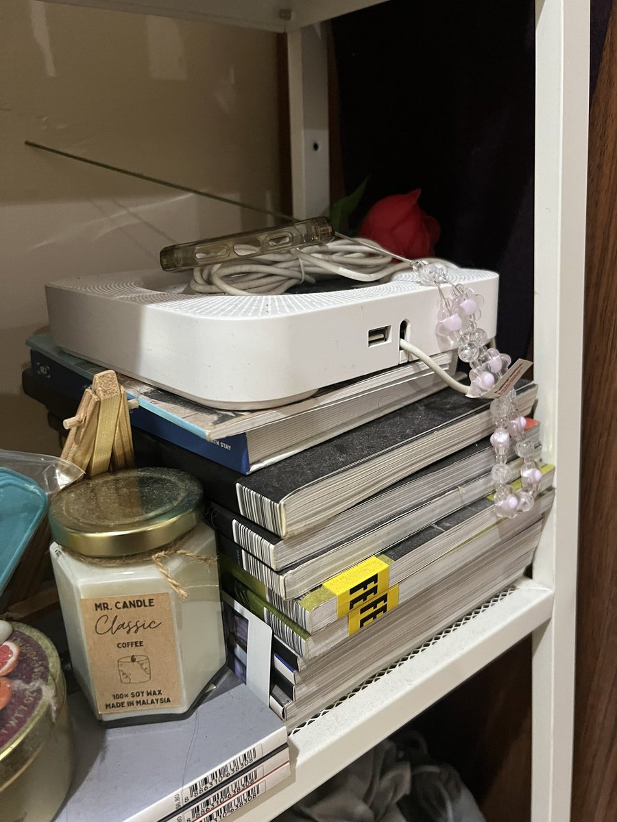 linorichan's tweet photo. hi everyone. its rlly been awhile and with alot of things going on in my life, ive decided to let go of my dusty collections. as im constantly on the move due to work, i wont be able to sell everything in one go. pls stay tuned honestly idk if this will reach any audience 😭 https://t.co/Qua4KsucSf